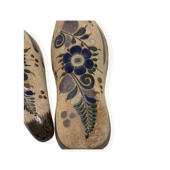 Handcrafted Netzi Bird Pair - Picture 3 of 6